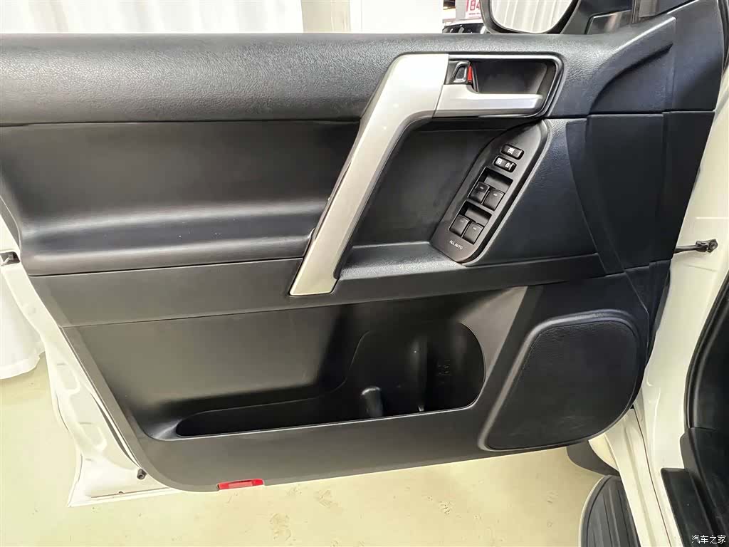 Toyota Prado, 2018 15