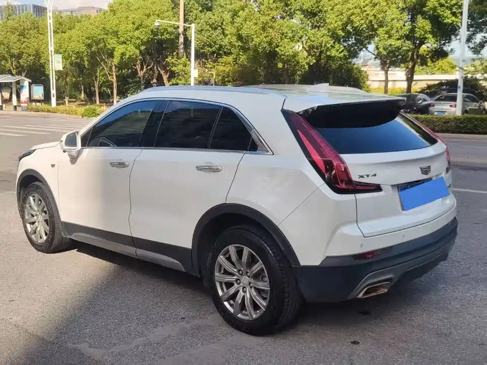 Cadillac XT4