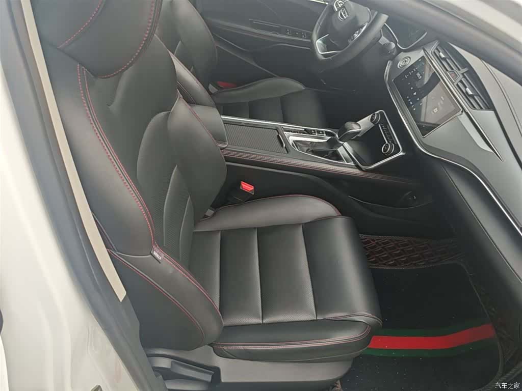 Geely Binray, 2019 25