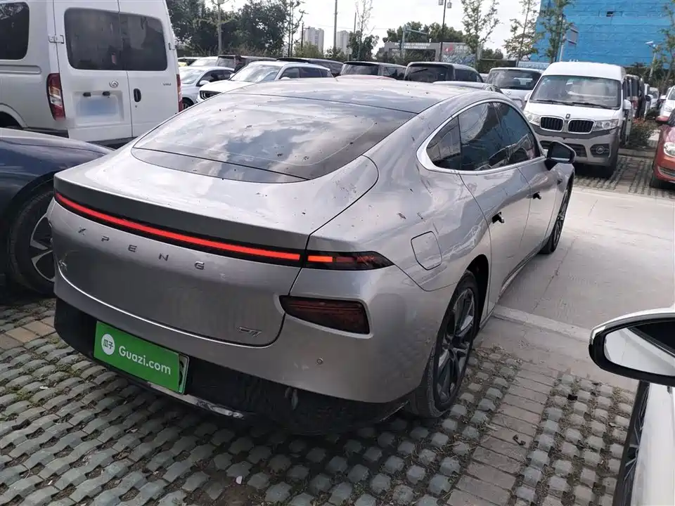 XPENG P7
