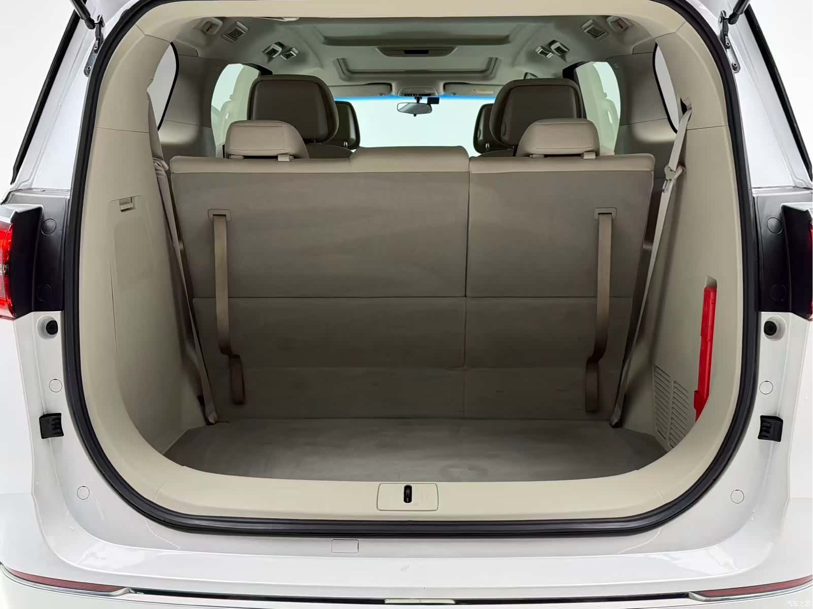 Buick GL8, 2023 10