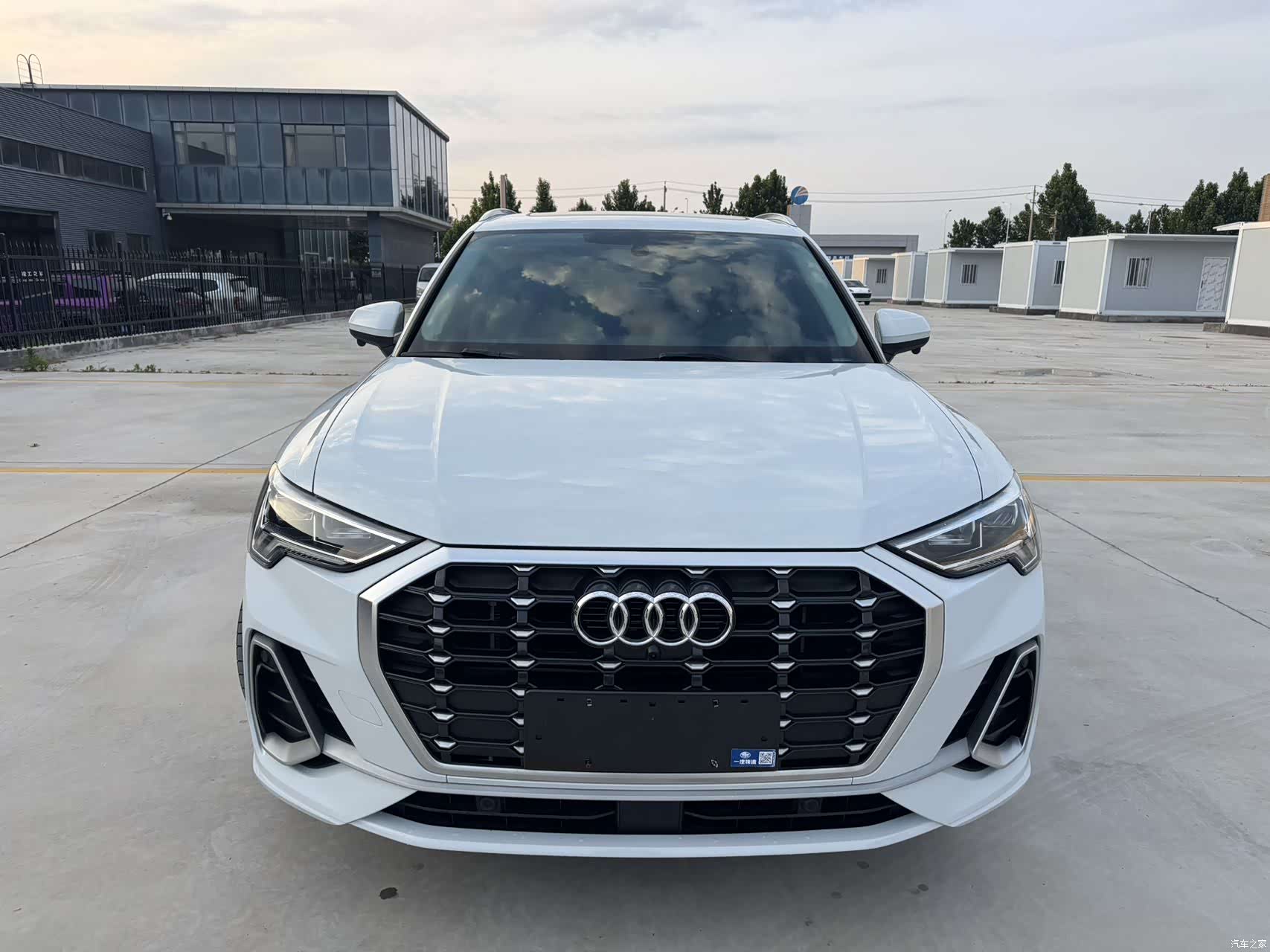 Audi Q3, 2022 2