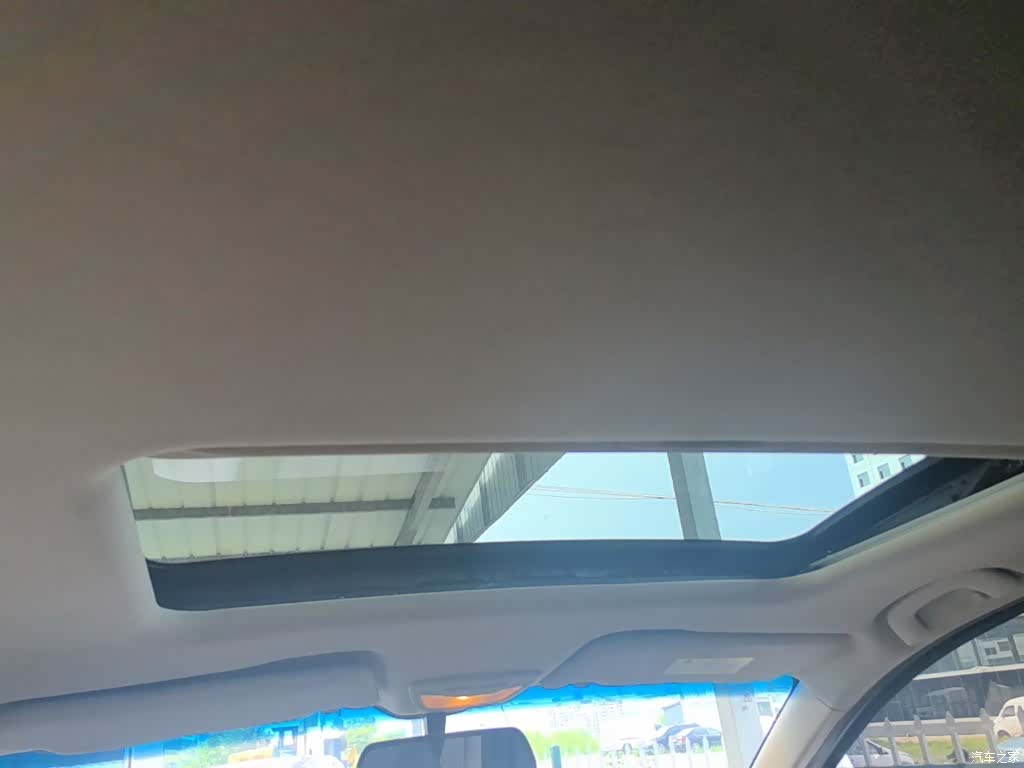 Wuling 360, 2019 18