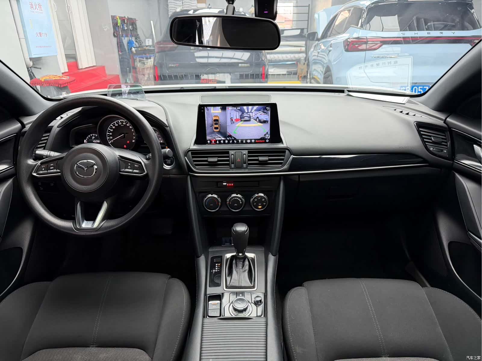 Mazda CX-4, 2022 10