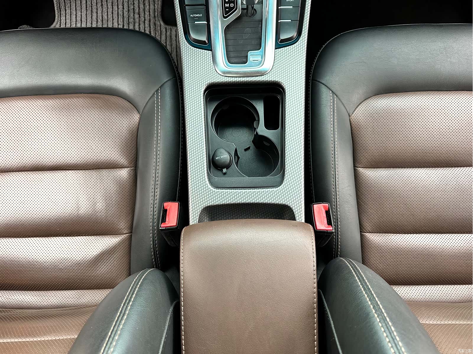 Geely Emgrand, 2016 13