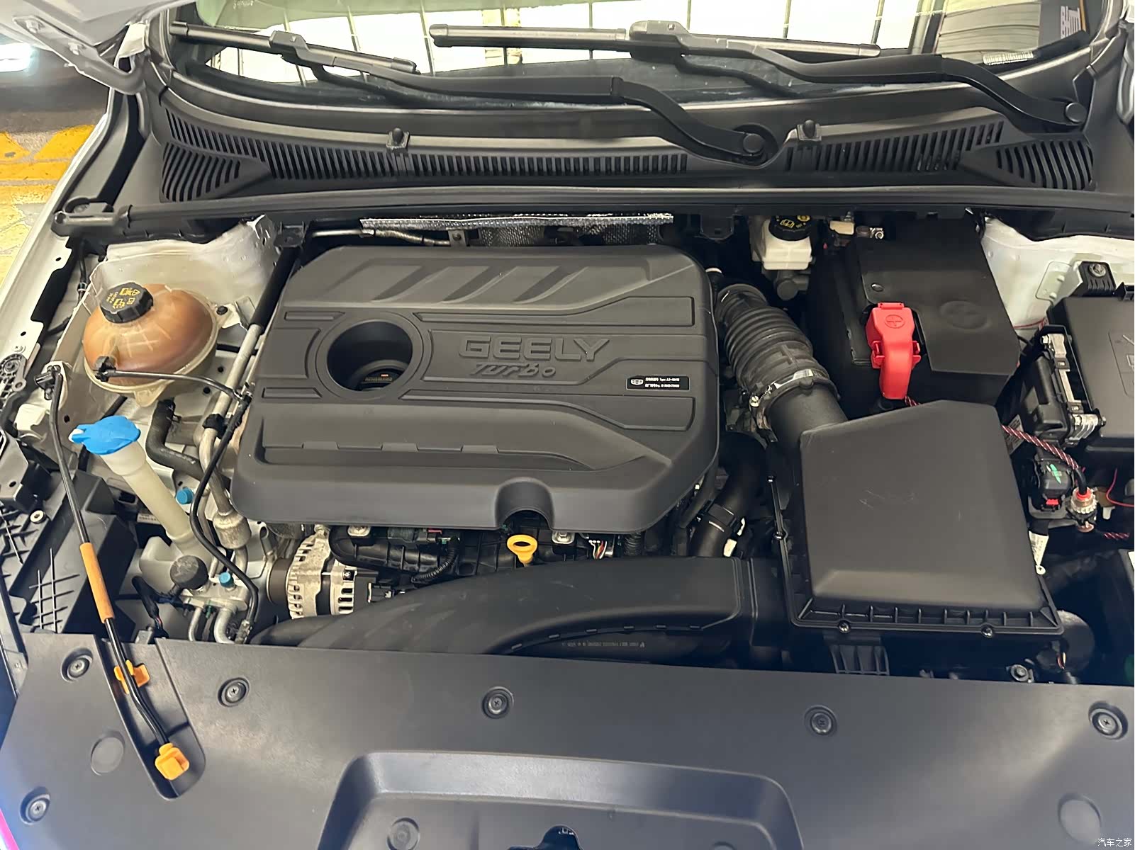 Geely Binray, 2021 24