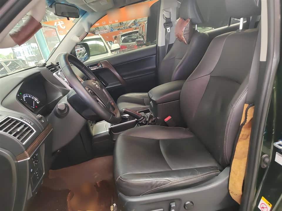 Toyota Prado