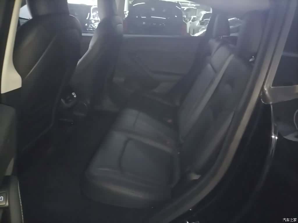 Tesla Model Y, 2021 17