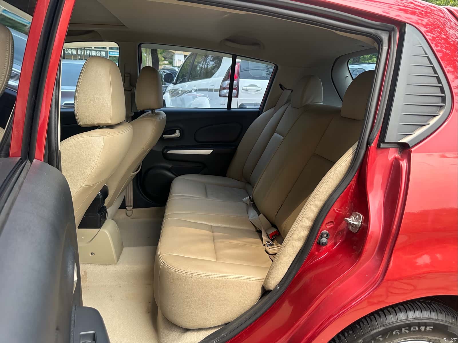 Nissan R50, 2014 10