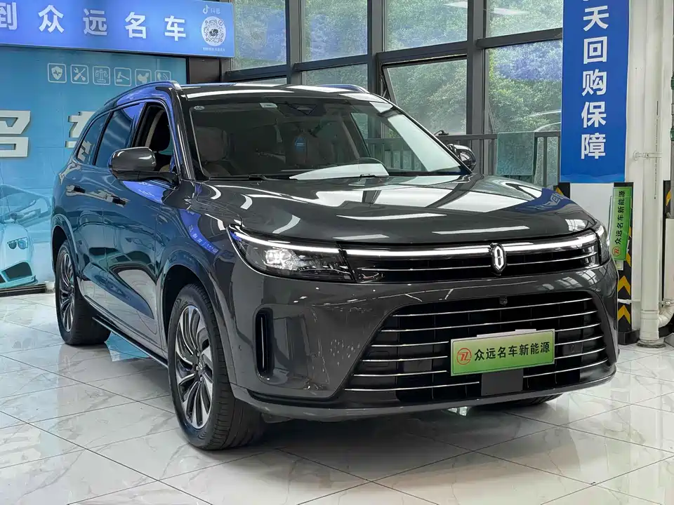 AITO Ask the world M7