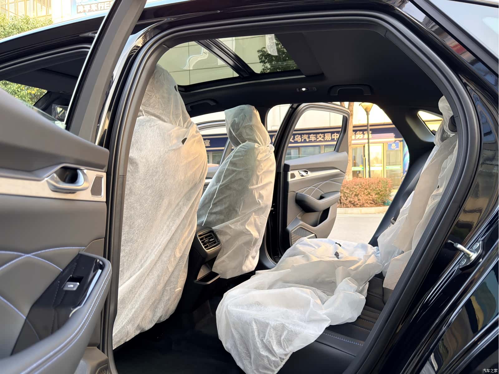 Geely Preface, 2026 12