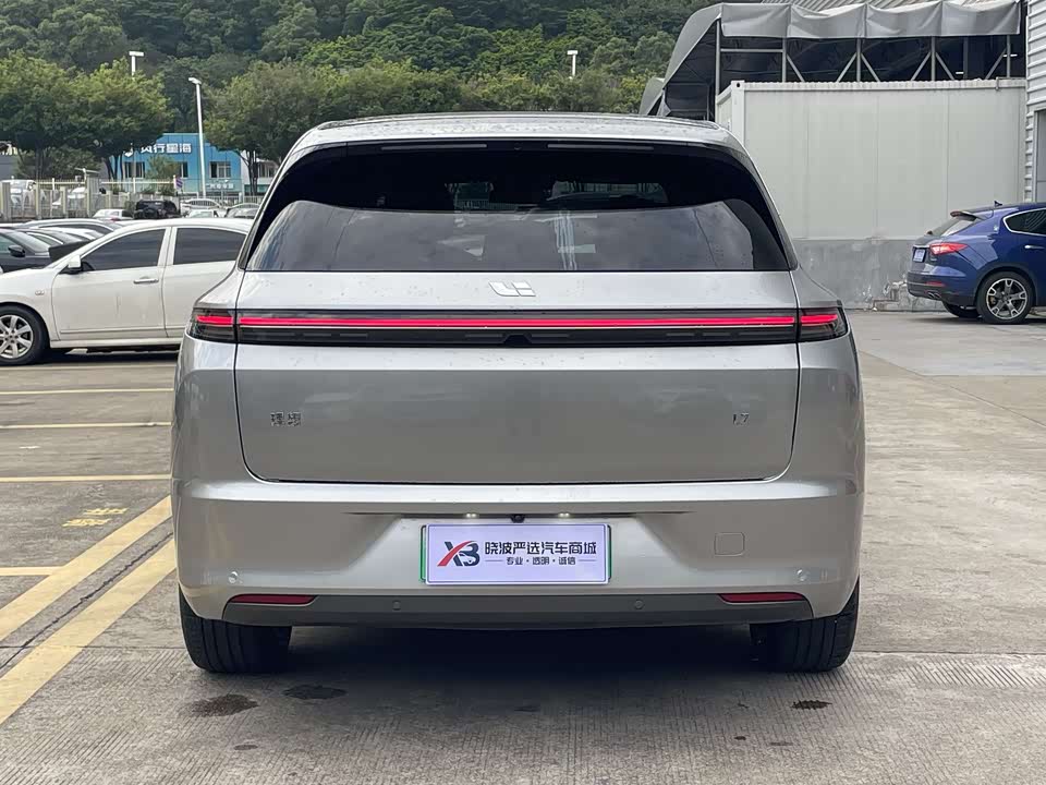 Li Auto Ideal L7