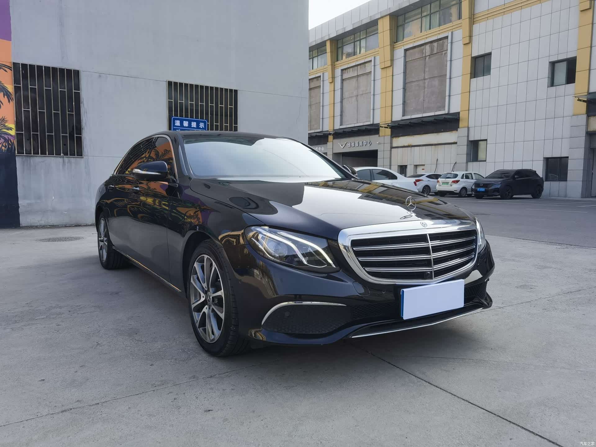 Mercedes-Benz E-Class, 2019 19