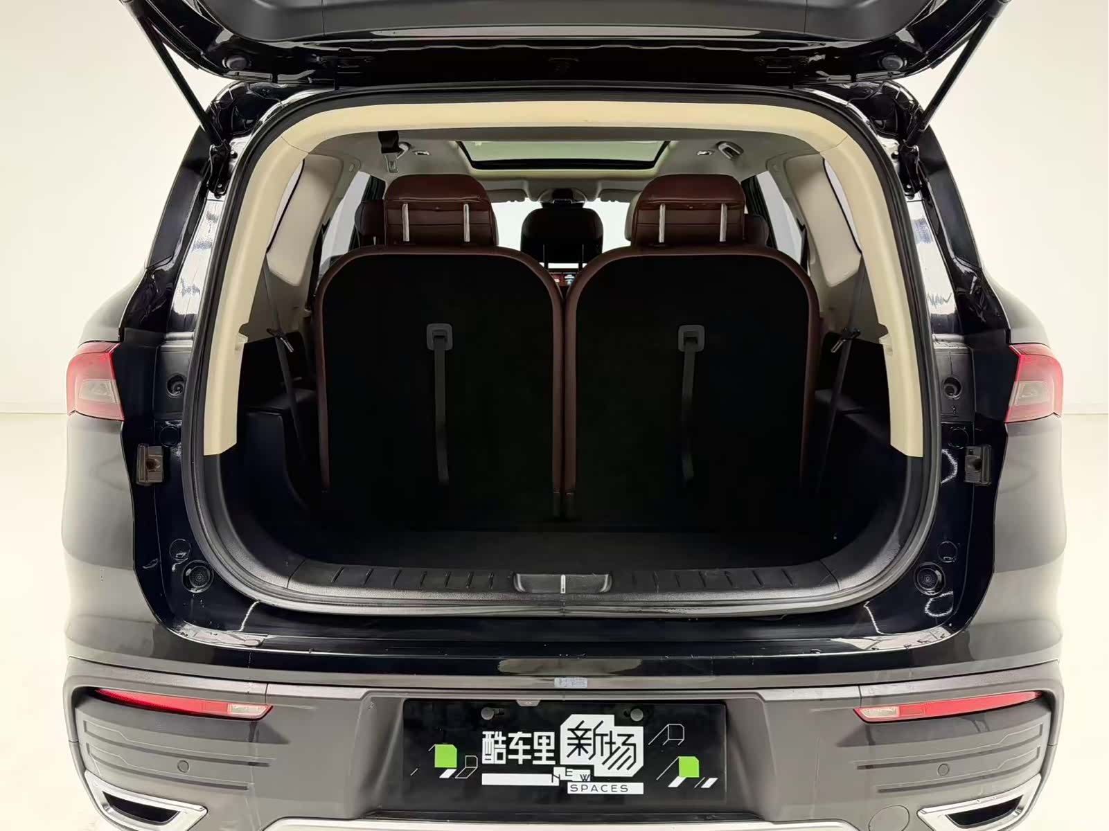 Geely Haoyue, 2022 10