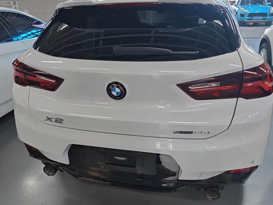 BMW X2