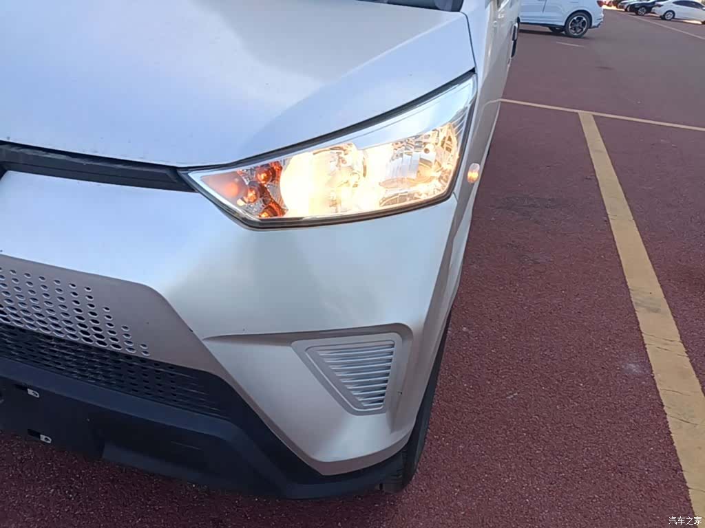 Wuling EV50, 2021 24