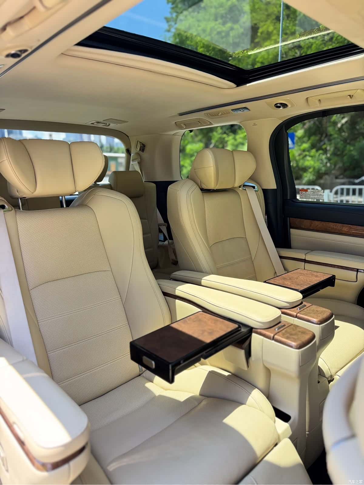 Toyota Alphard, 2018 23