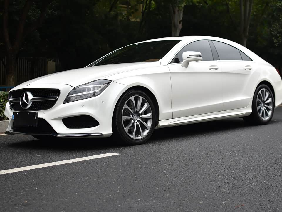 Mercedes-Benz CLS