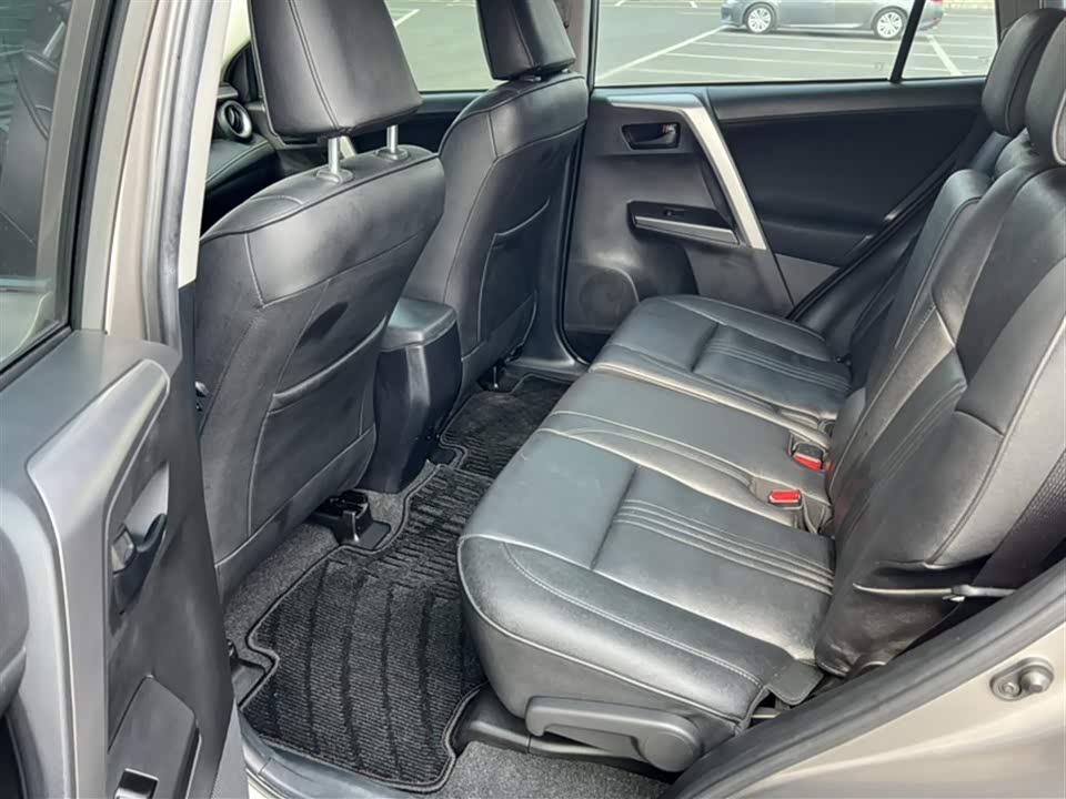 Toyota RAV4 Rongfang