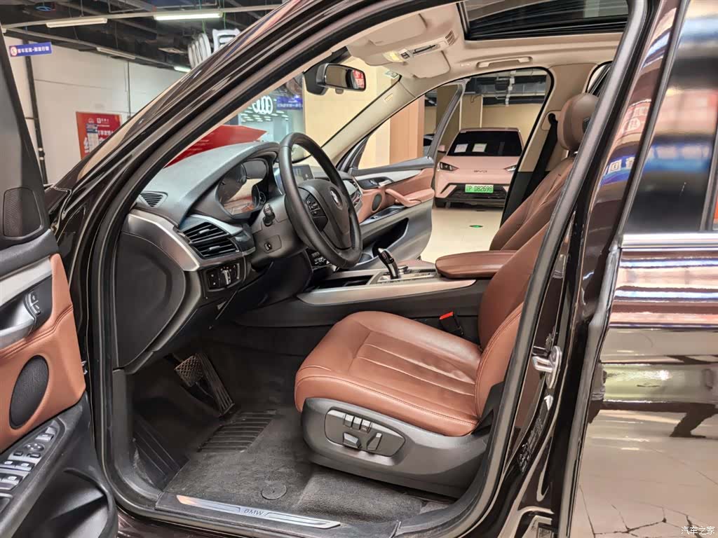 BMW X5, 2017 все фото