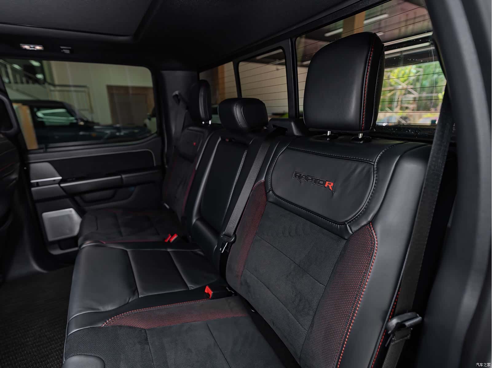 Ford F-150, 2025 8