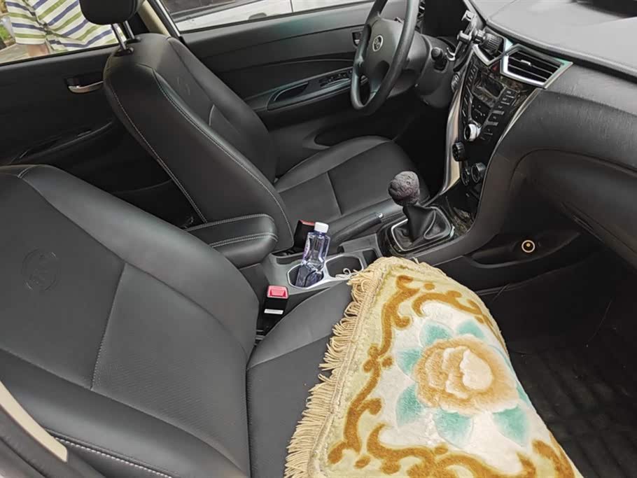 BYD F3