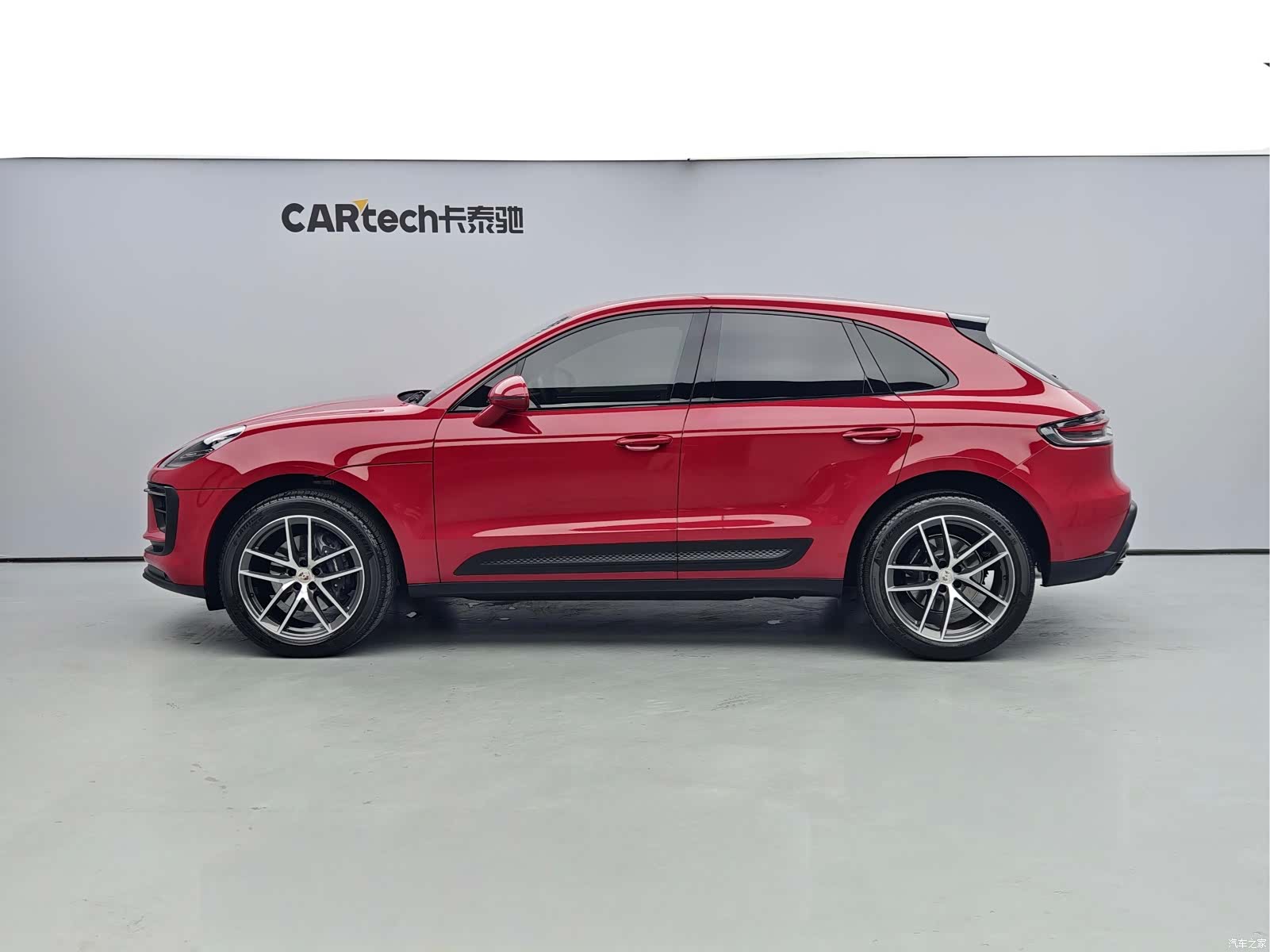 Porsche Macan, 2024 3