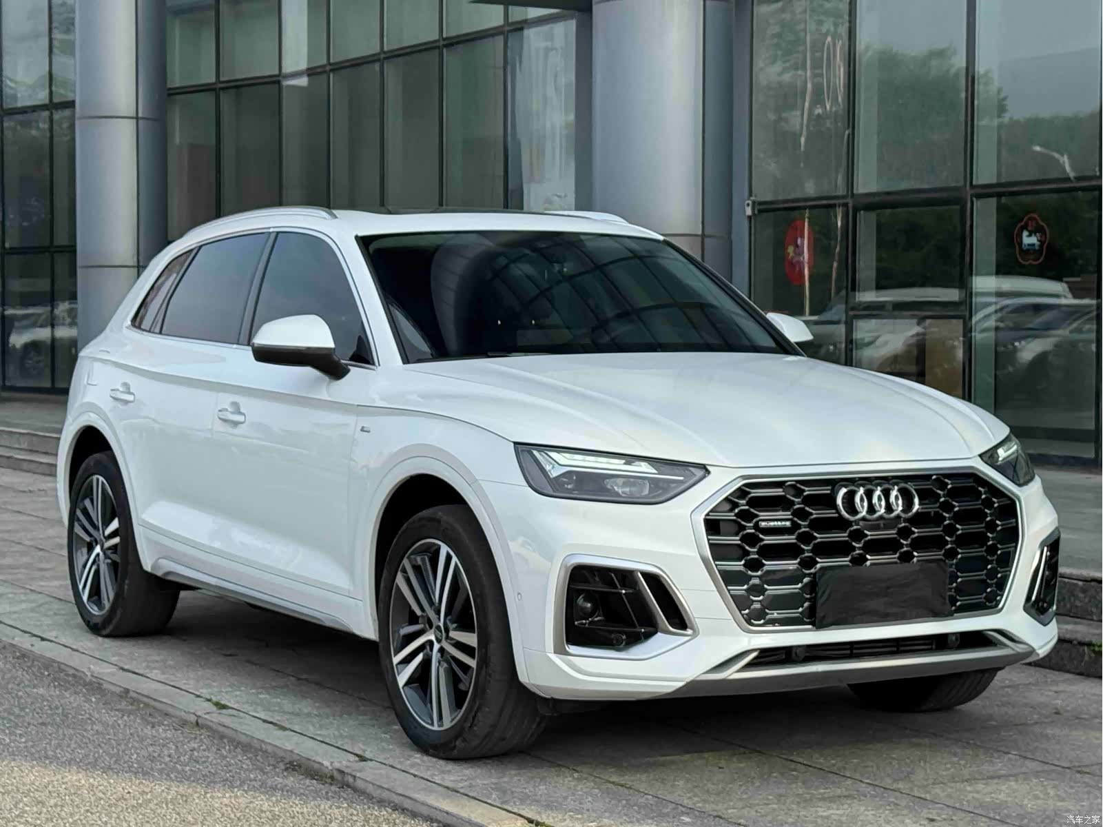 Audi Q5L, 2022 2