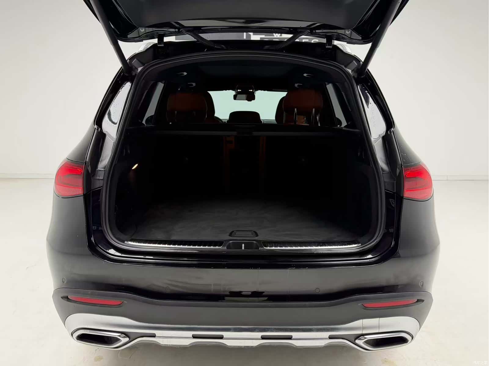 Mercedes-Benz GLC, 2024 10