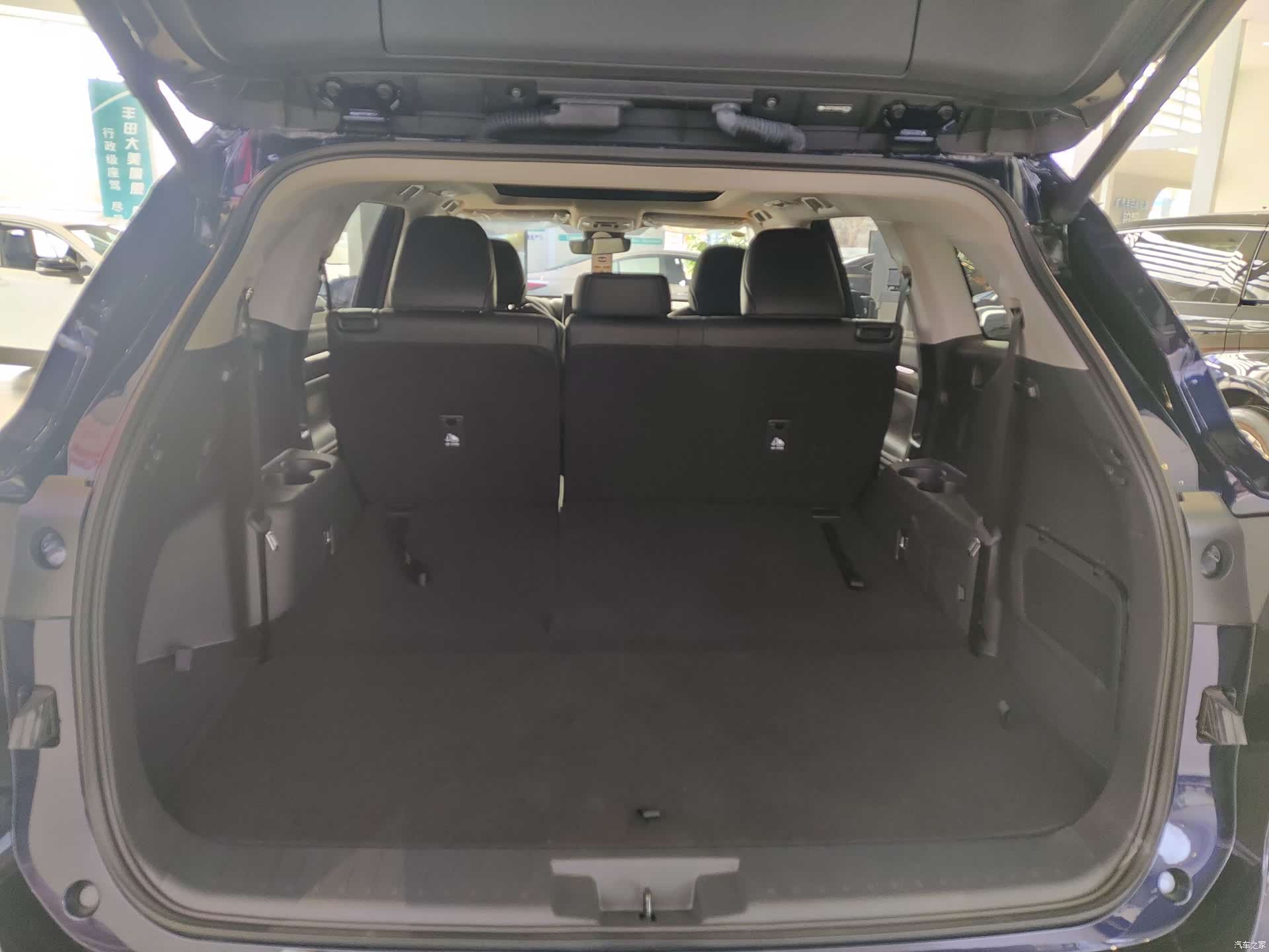 Toyota Highlander, 2026 12