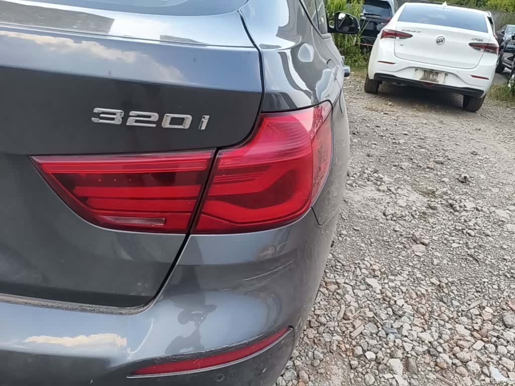 BMW 3 Series, 2018 8
