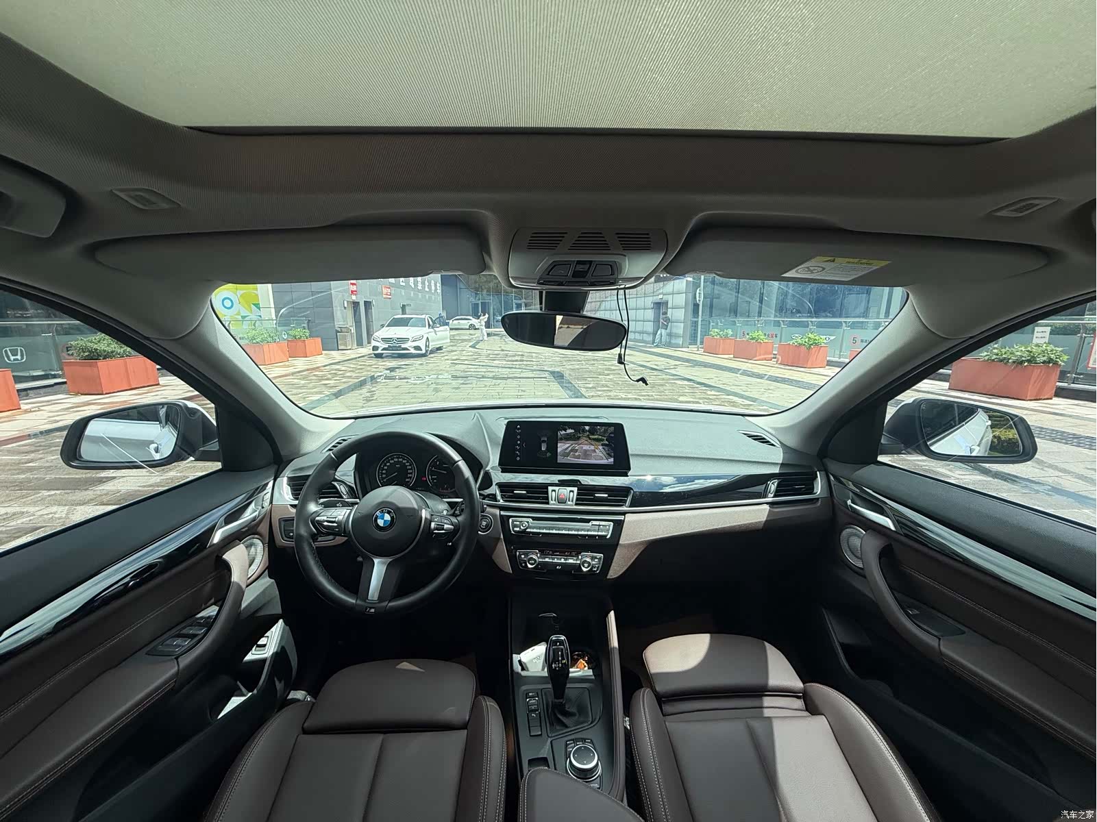 BMW X1, 2023 все фото