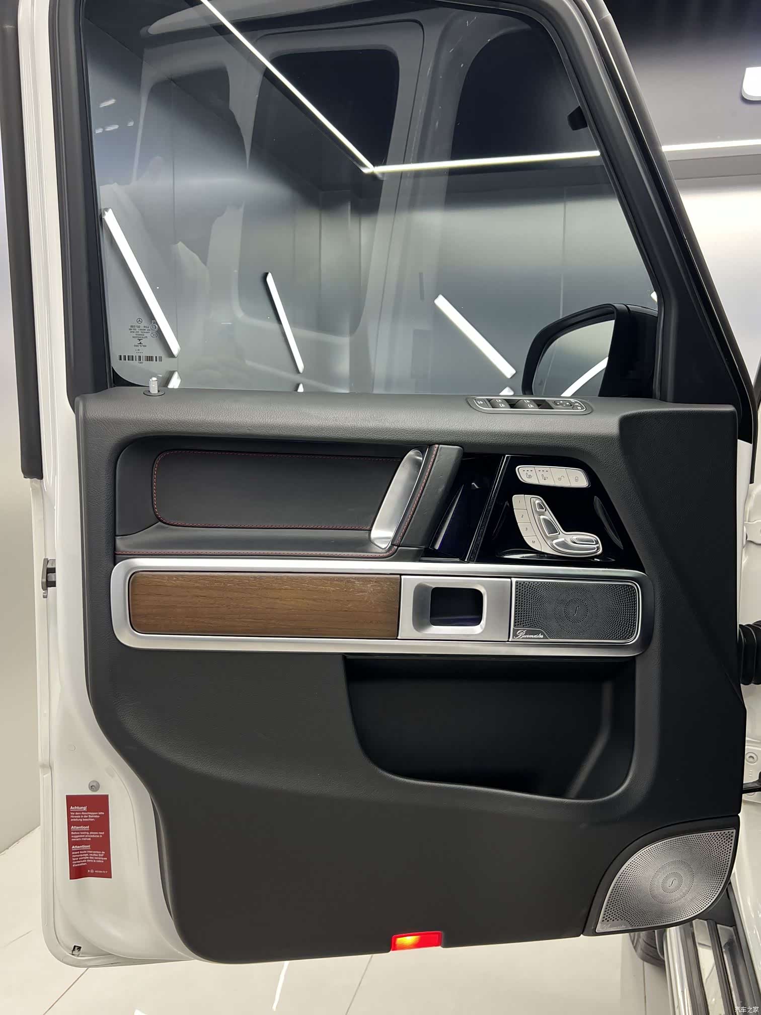 Mercedes-Benz G-Class, 2020 18