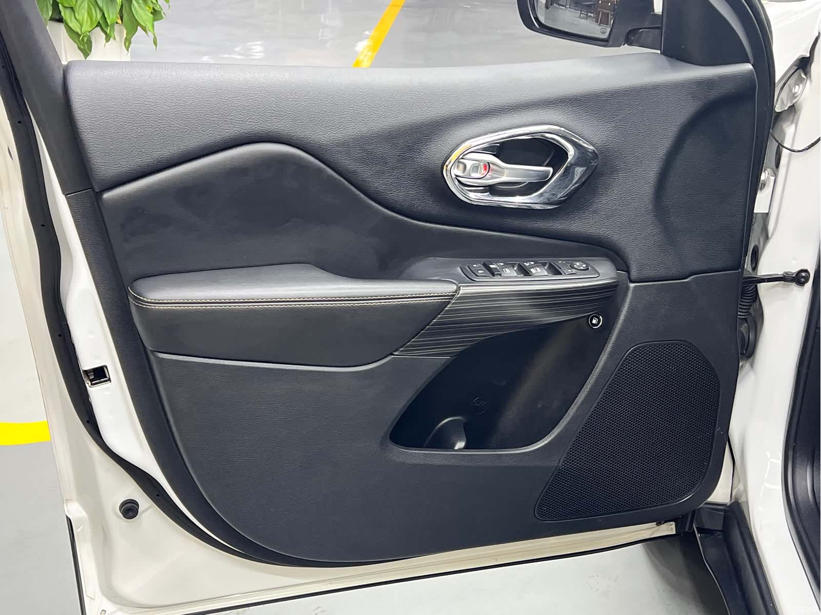 Jeep Cherokee, 2016 17