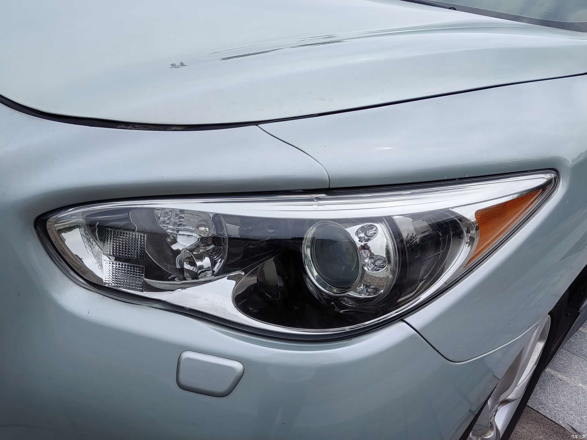 Infiniti JX35, 2014 9