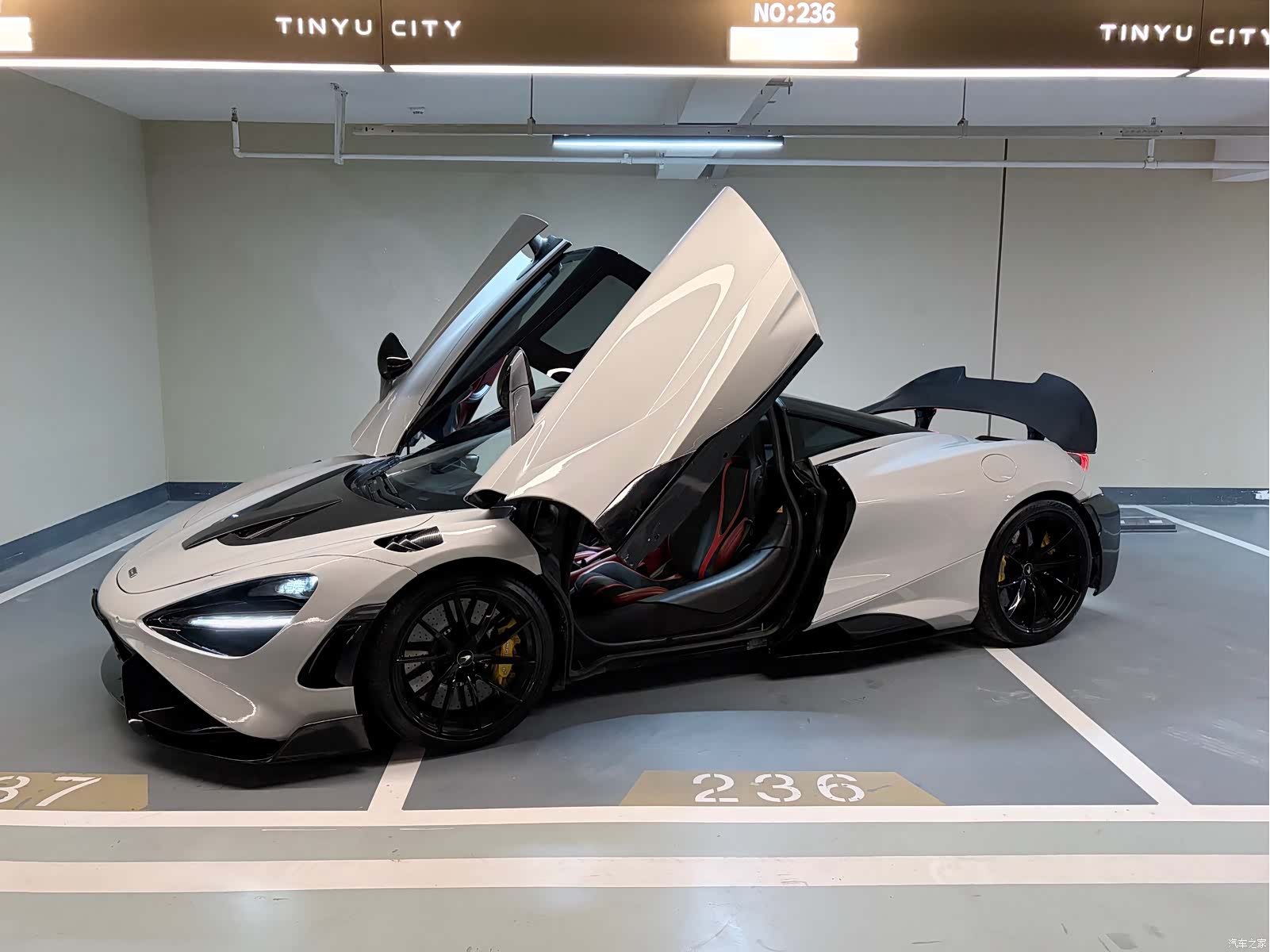 McLaren 720S, 2018 3