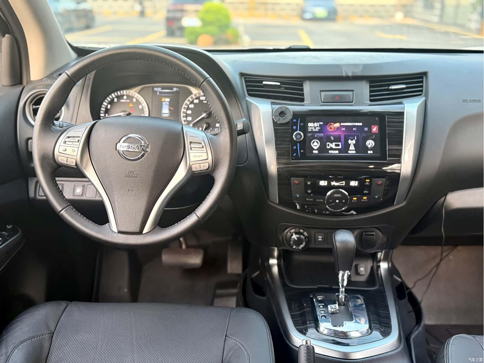 Nissan Terra, 2018 18