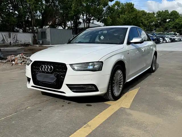 Audi A4L 2015 — купить из Китая под заказ