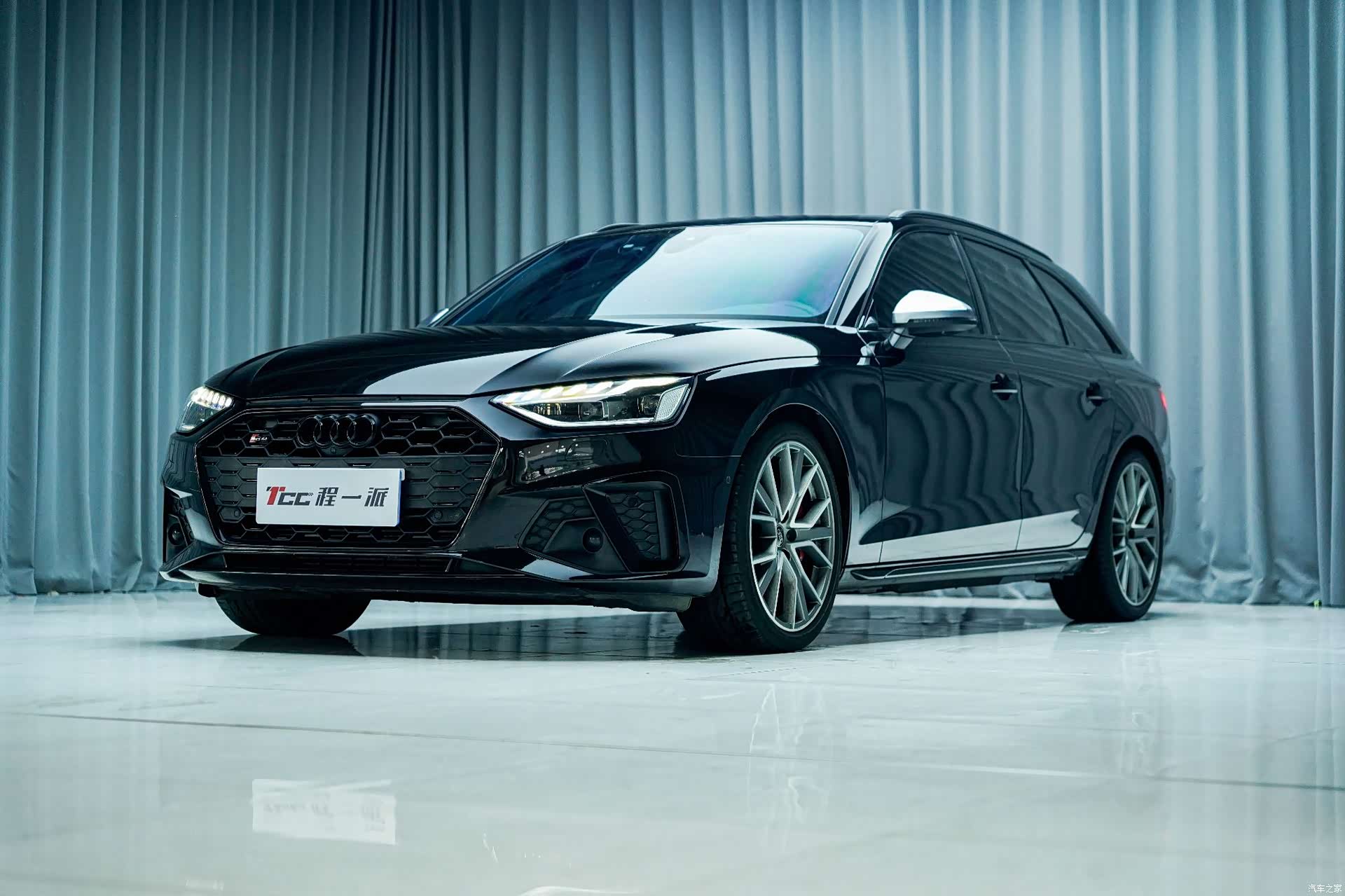 Audi S4, 2024 3