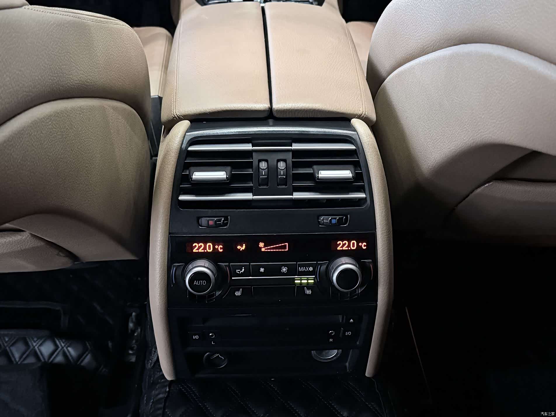 BMW 7 Series, 2012 20