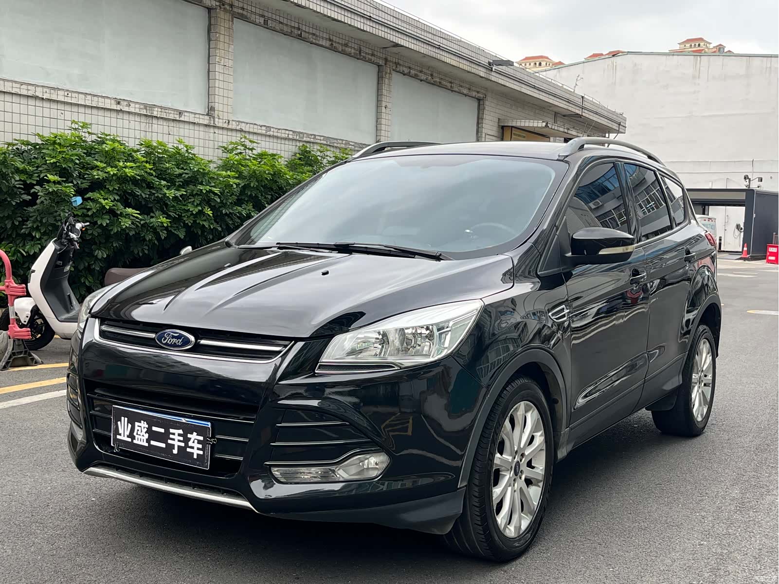 Ford Kuga, 2014 1