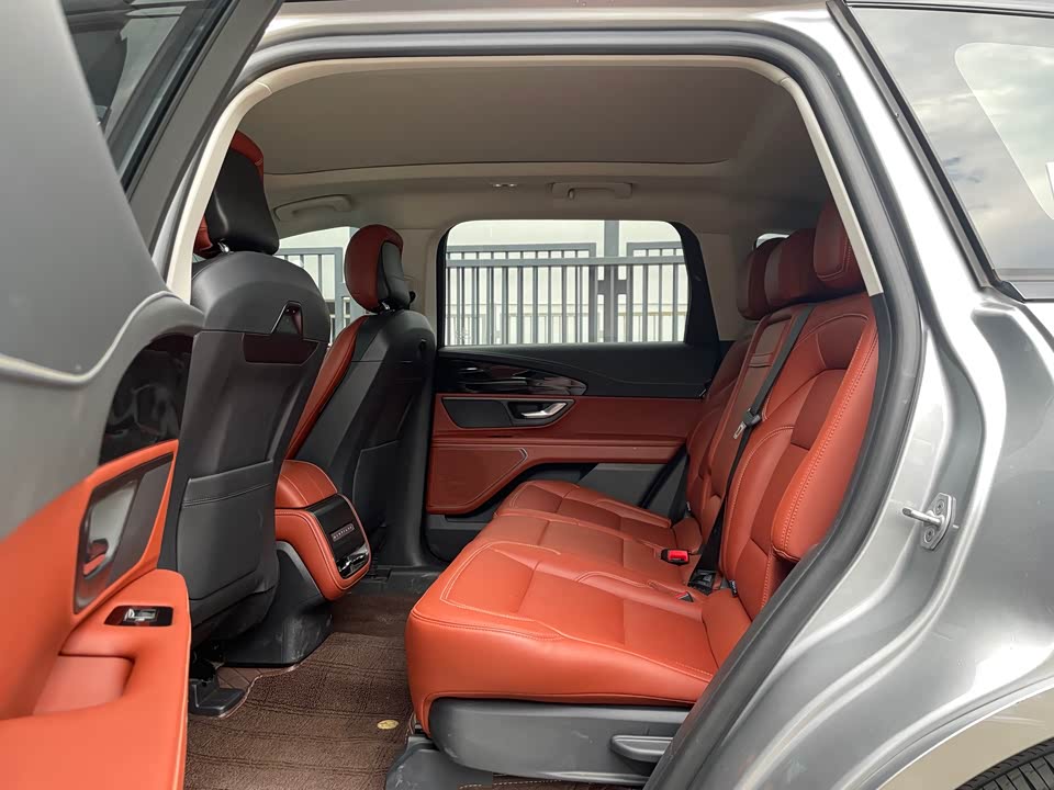 Lincoln Navigator