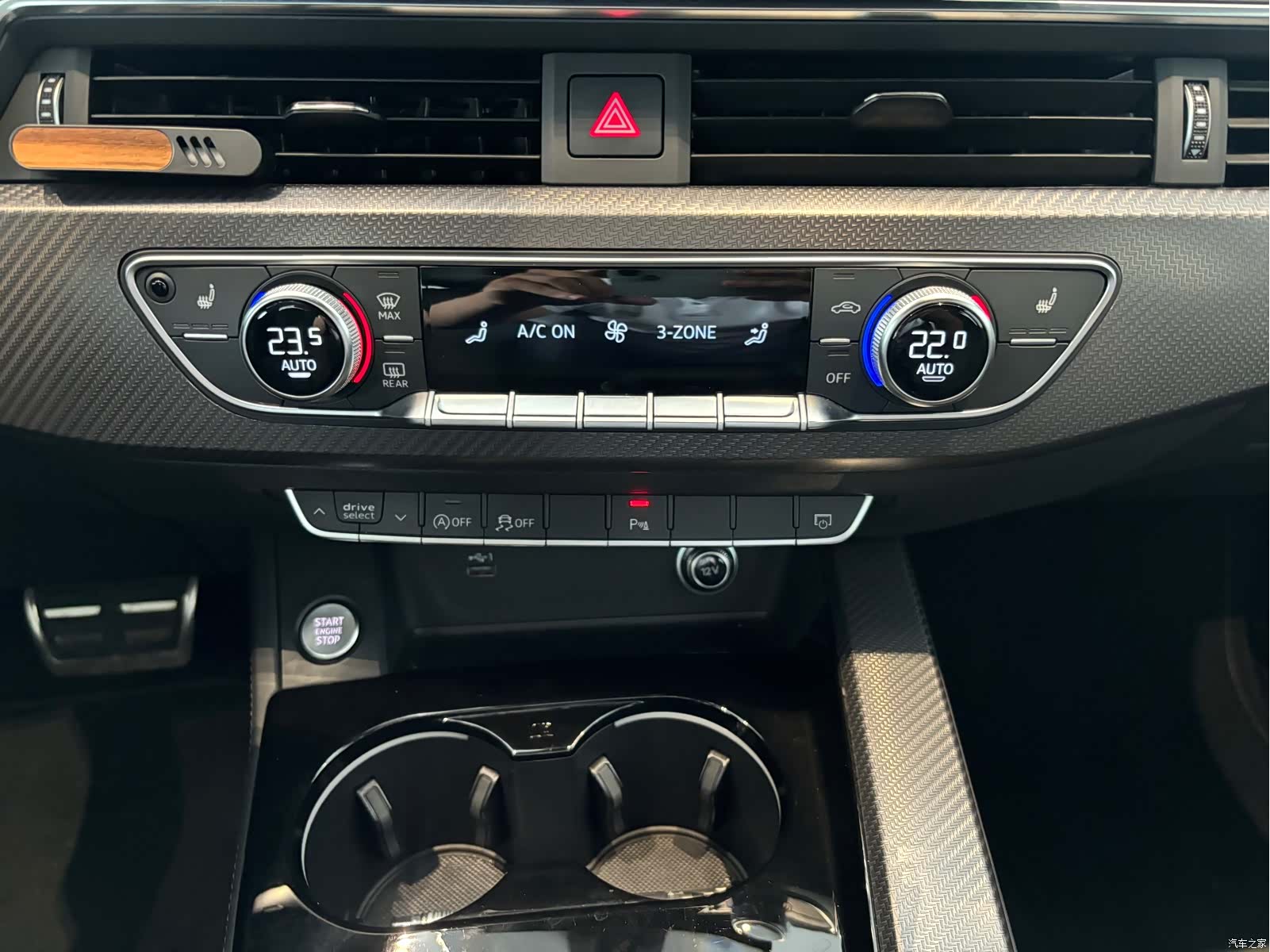Audi A4L, 2024 12
