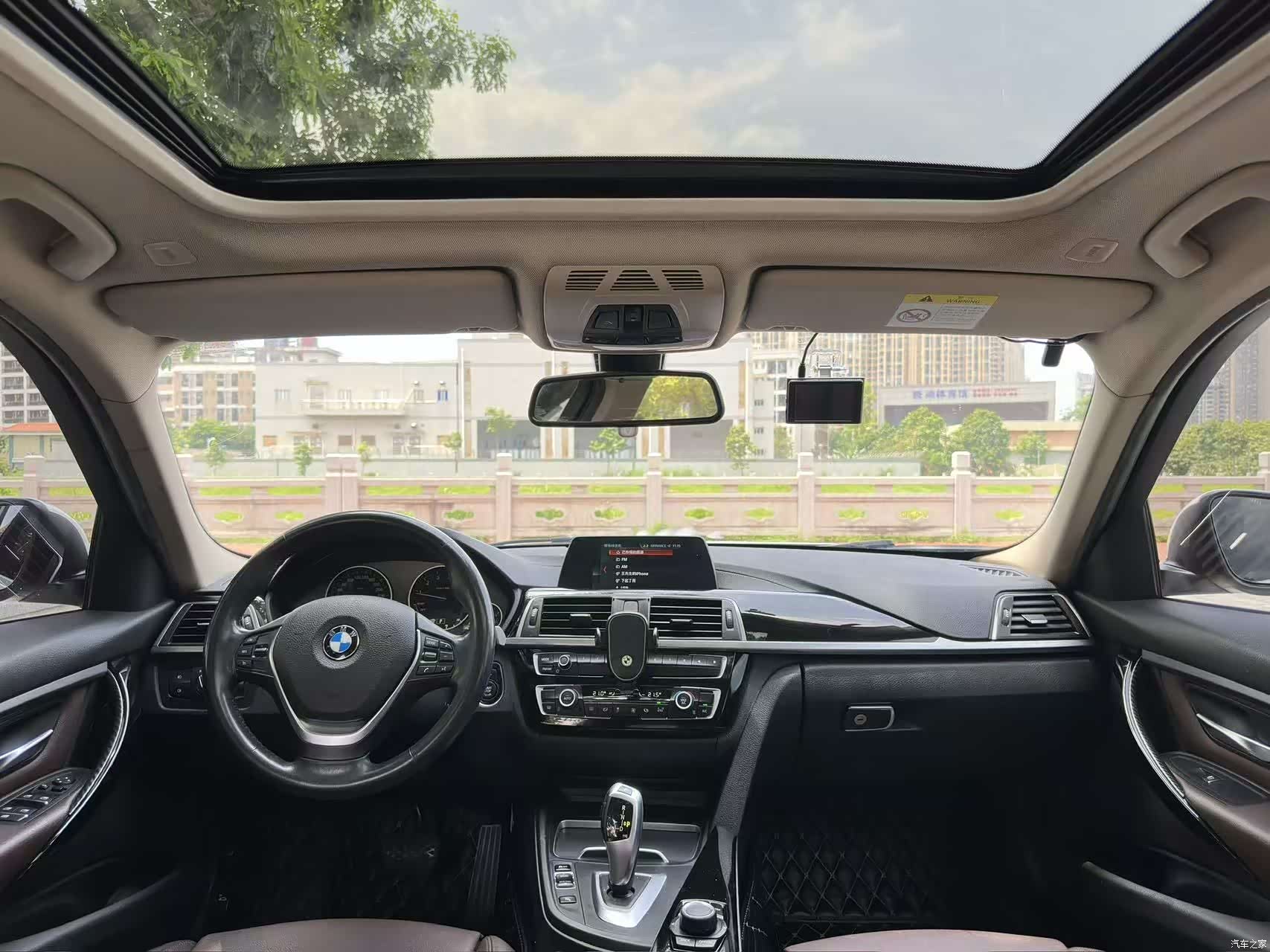 BMW 3 Series, 2018 все фото