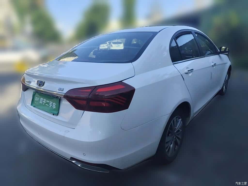 Geely Emgrand, 2018 4