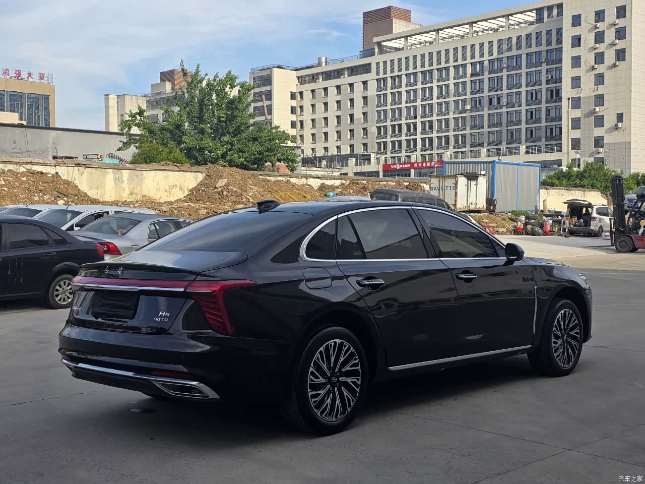 Hongqi H5, 2025 7