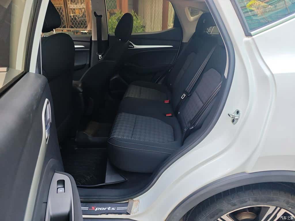 MG ZS, 2018 13