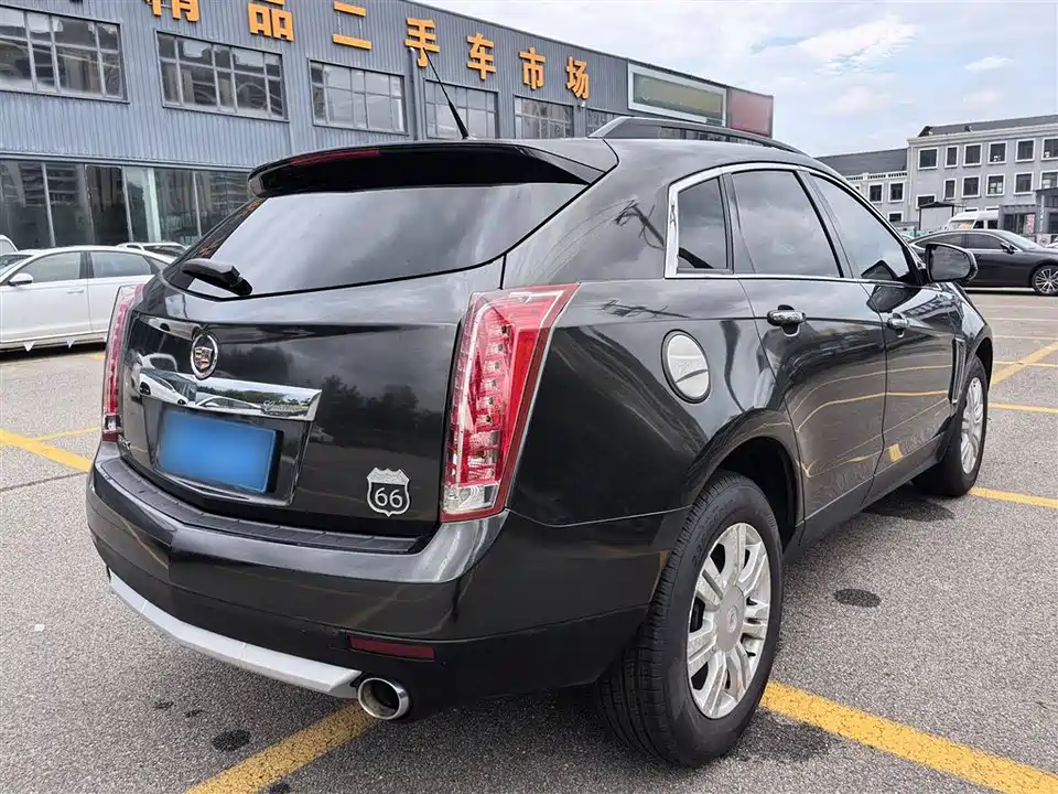 Cadillac SRX