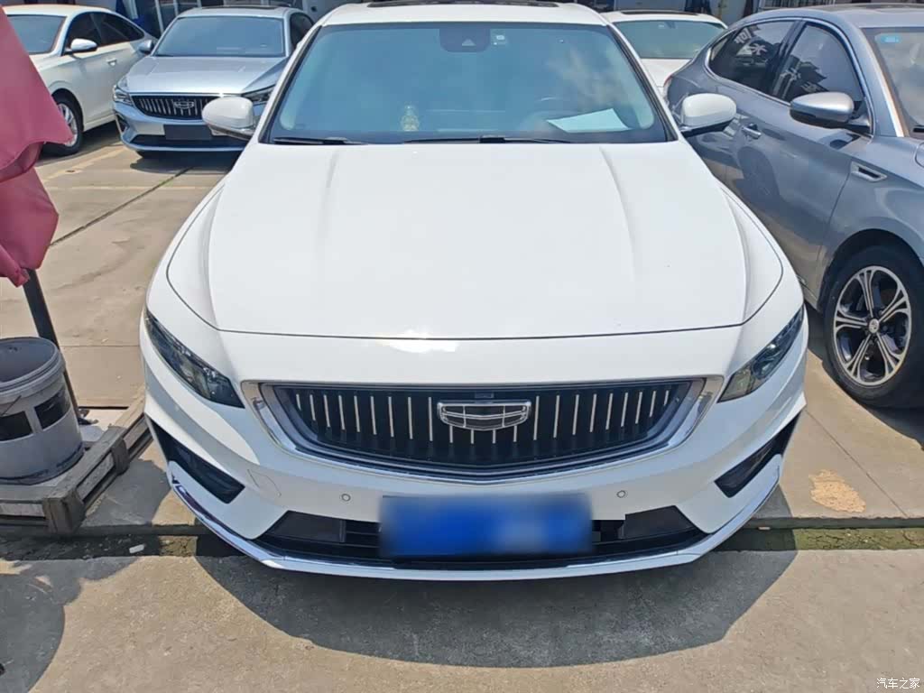 Geely Preface, 2022 3