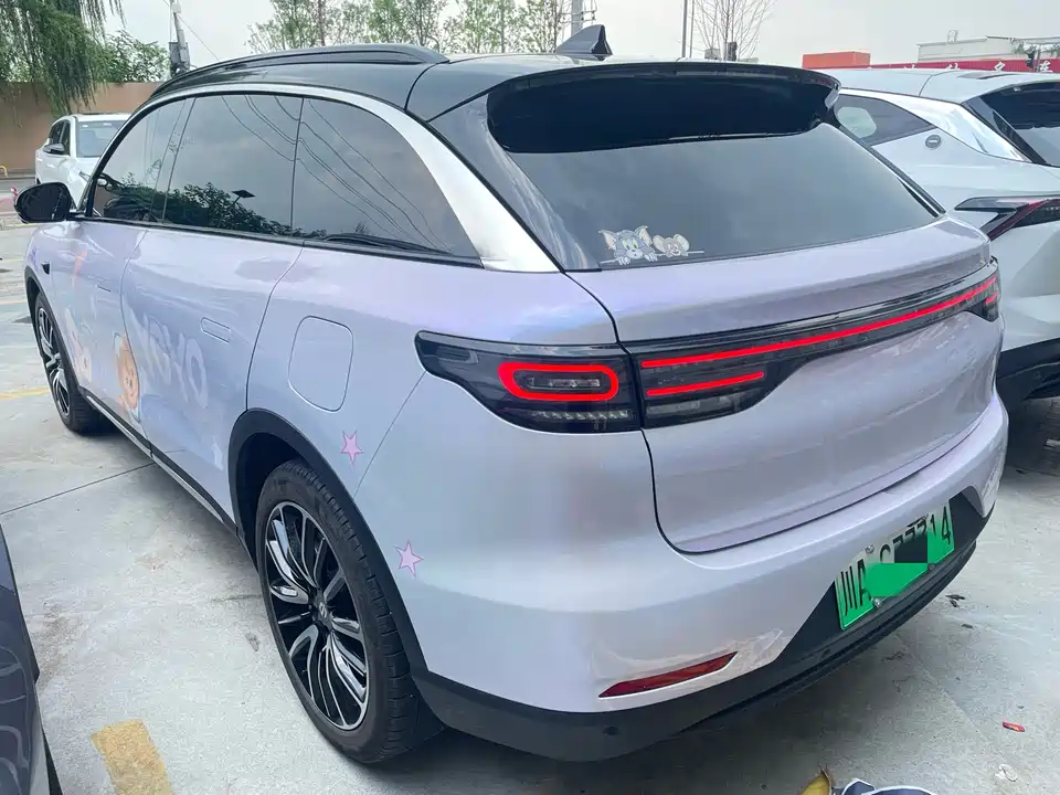 Leapmotor C11